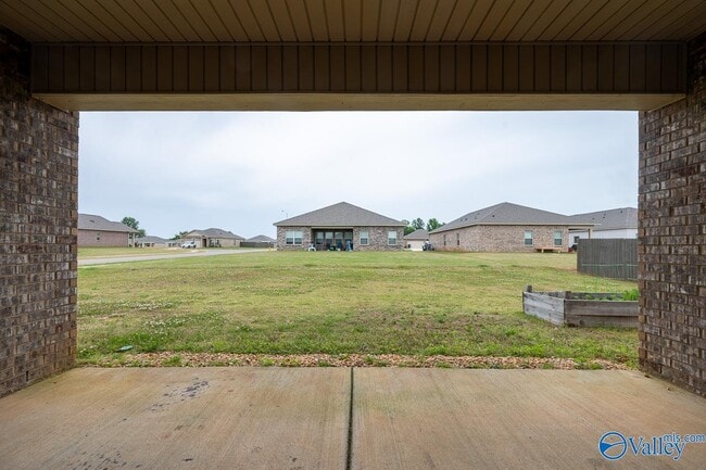 Building Photo - 331 Jackson Pt Cir