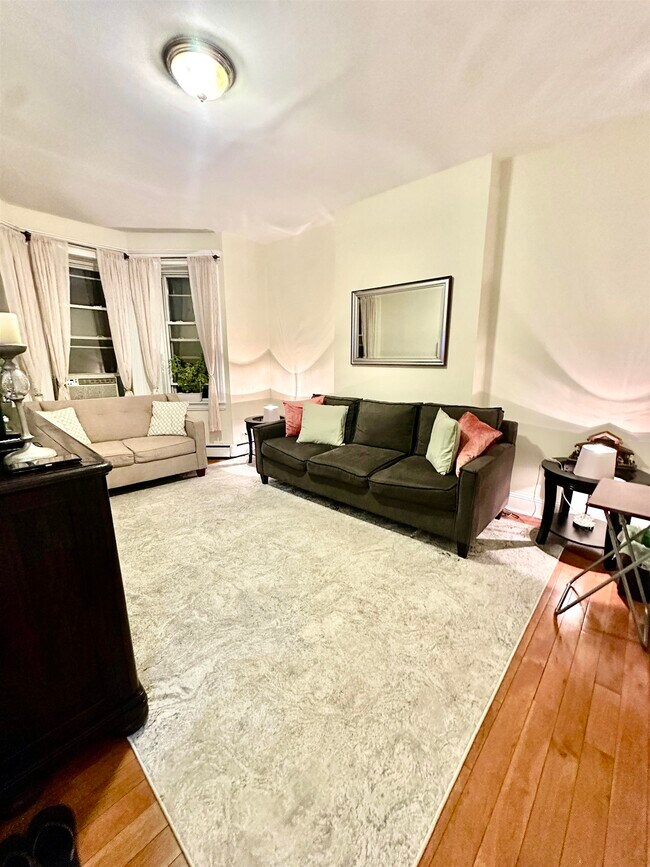 Building Photo - 278 NORTH Ave