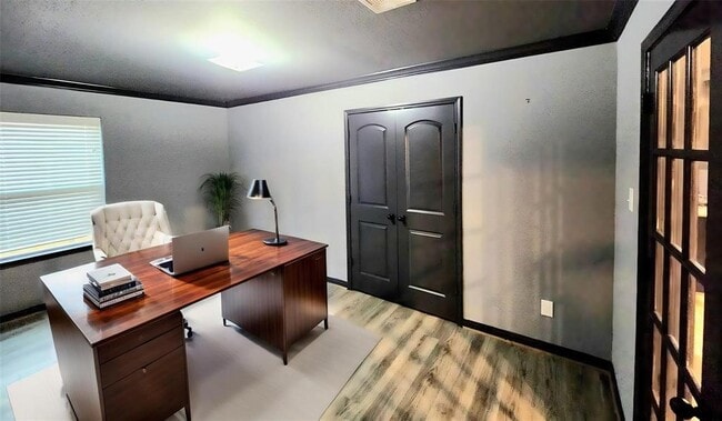 Building Photo - 7587 Fettle Ln