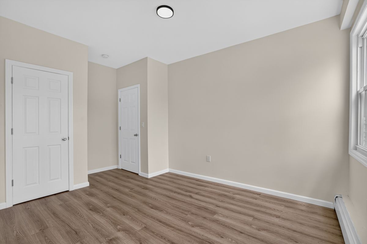 Building Photo - 518 Springfield Ave
