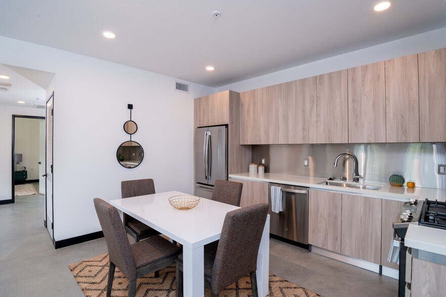 Building Photo - Village House Valley Village