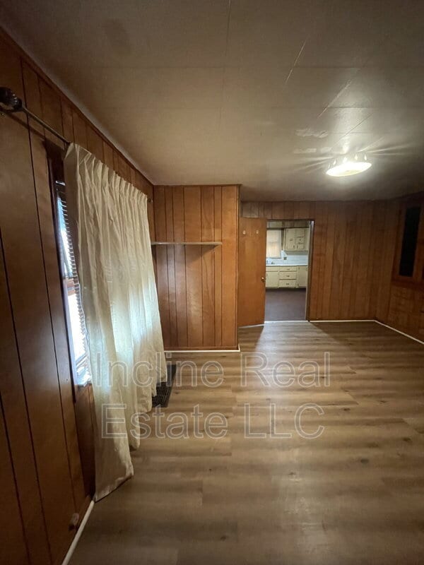 Building Photo - 1511 Scott St