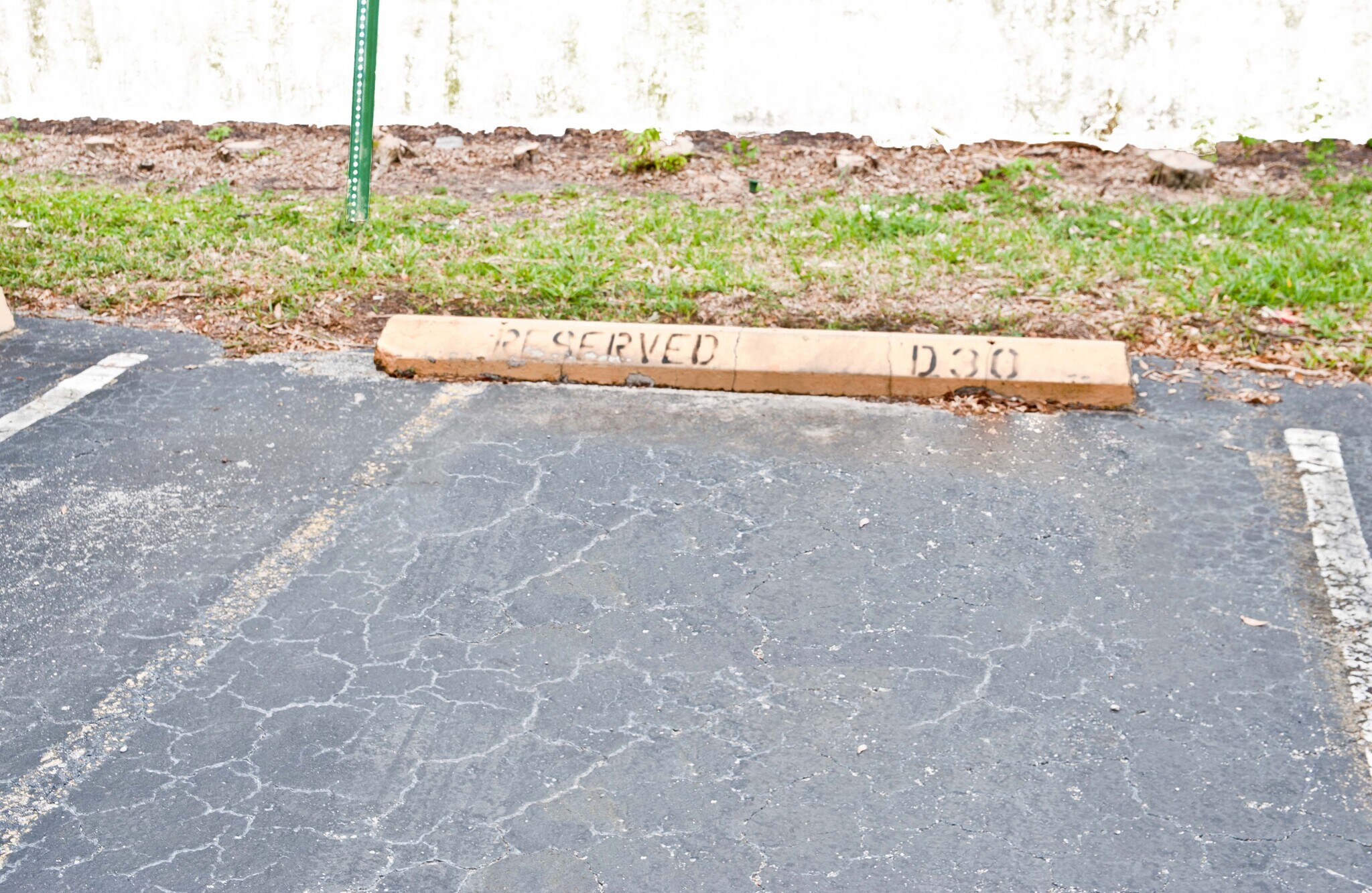 Building Photo - 19216 NE 25th Ave