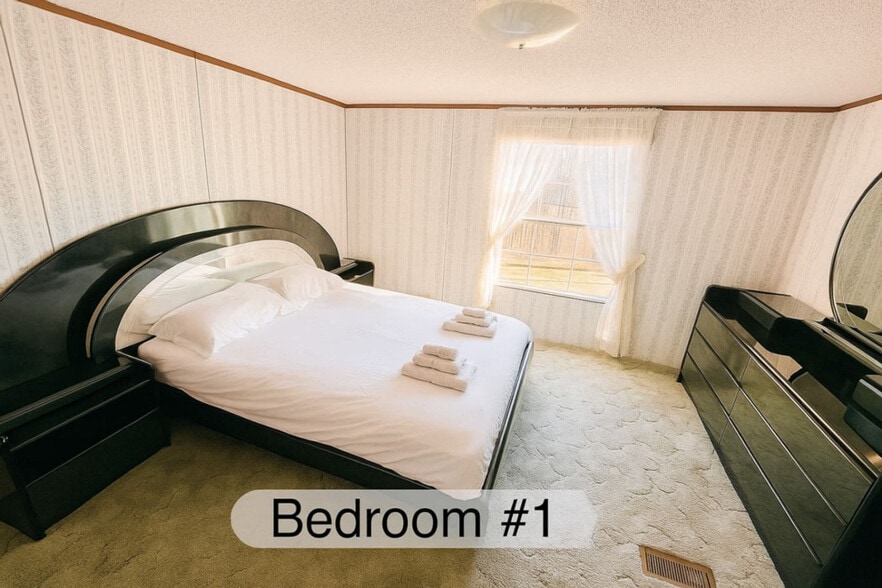 Building Photo - 44 Heinle Rd