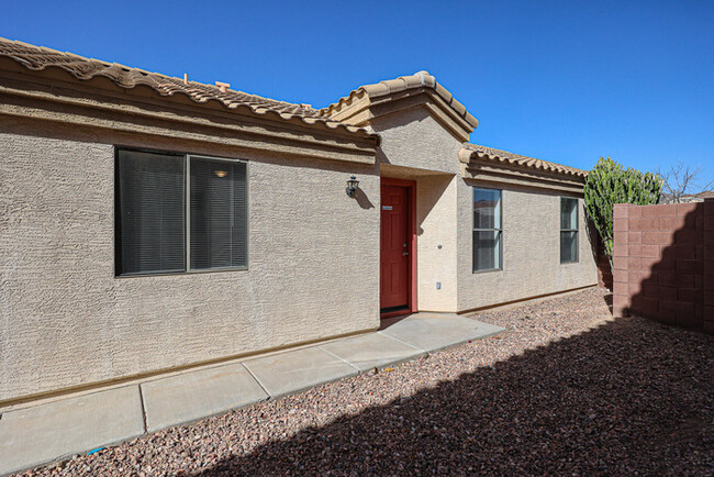 Building Photo - 4Bed/2Bath House at Watson Rd/Yuma Rd! $39...