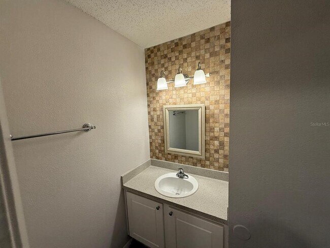 Building Photo - 4269 S Semoran Blvd