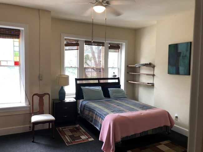 Master bedroom - 34 N Lombardy St