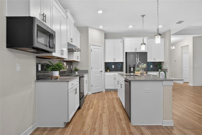 Building Photo - 10899 Longleaf Woods Dr