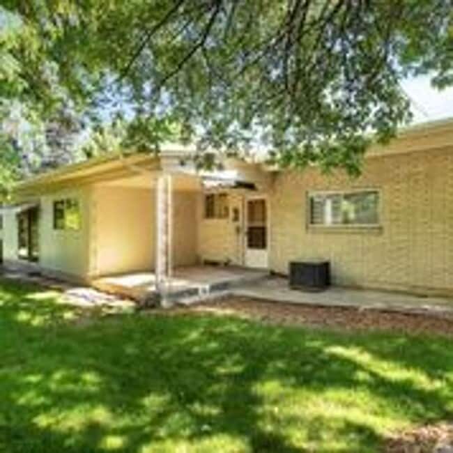 Building Photo - 95 W 600 N