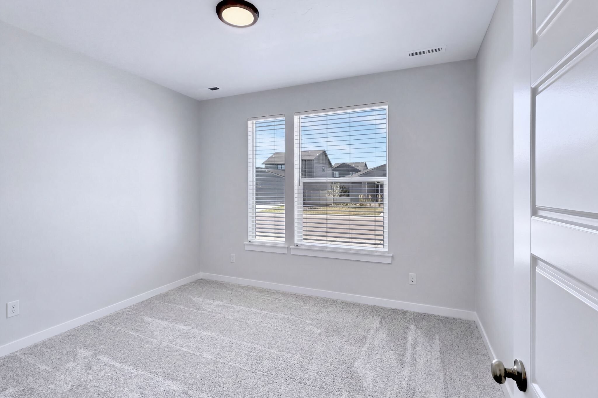 Building Photo - 10539 W Teratai St