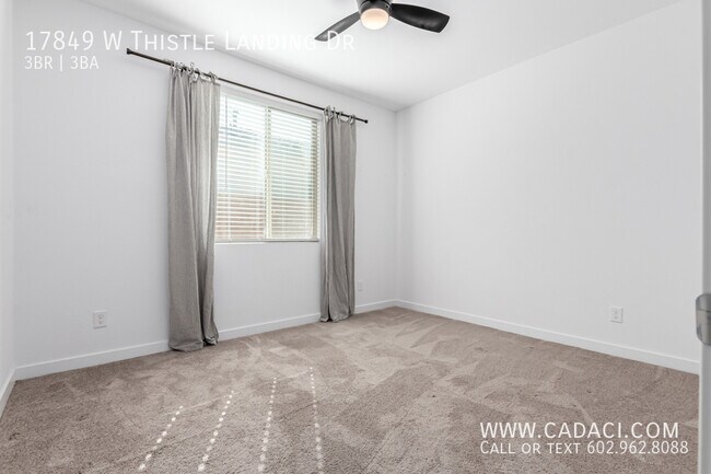 Building Photo - 17849 W Thistle Landing Dr