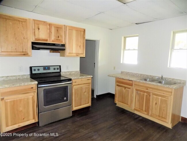 Building Photo - 513 Washington Ave