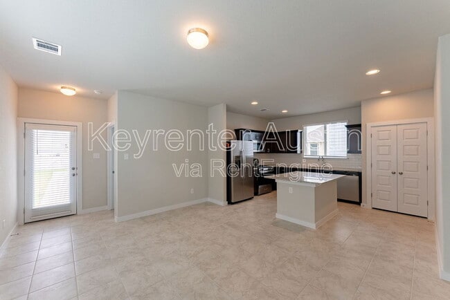 Building Photo - 354 Hortus Dr