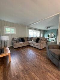 Building Photo - 1535 Kaiser Ave