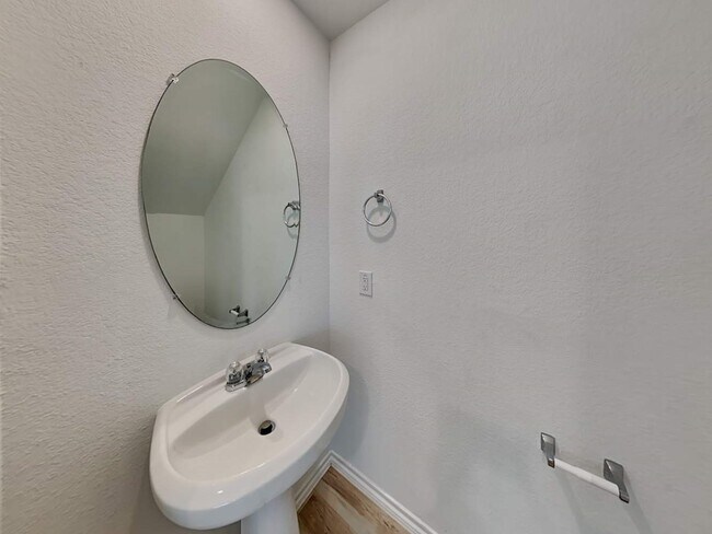 Building Photo - 24114 Mustang Run Dr