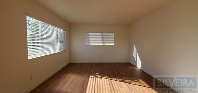 Building Photo - Cozy 3 bedroom 1 Bath home!