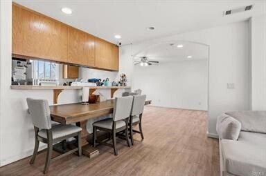 Building Photo - 1240 E Alexander Ave