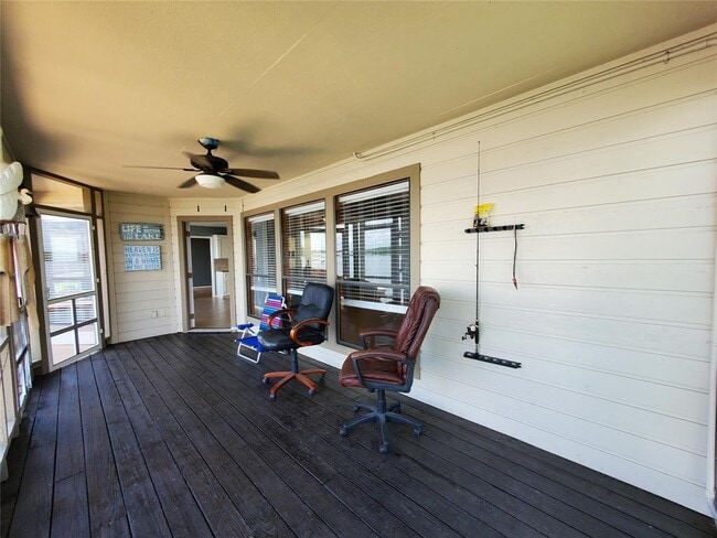 Building Photo - 12628 Pelican Blvd