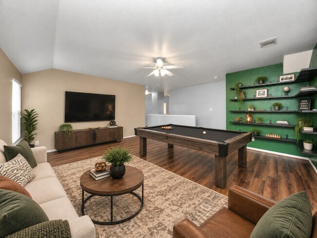 Building Photo - 16319 Autumn Leigh Dr