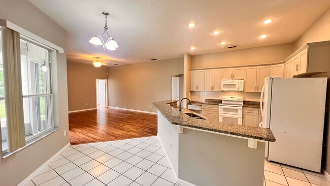 Building Photo - Spacious 4BR Home in Winter Springs | 2,874 Sq Ft | Pet-Friendly | Near Park & Playground