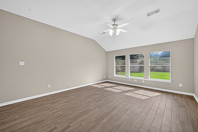 Building Photo - 7527 Rain Meadow Ln