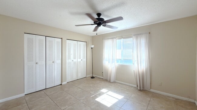 Building Photo - 12348 Fox Hound Ct