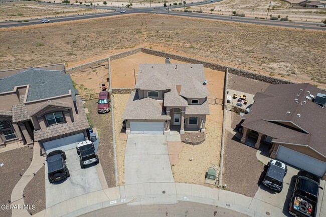 Building Photo - 3274 Maple Point Dr