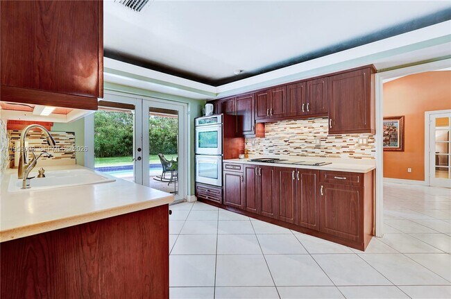 Building Photo - 6551 SW 126th St