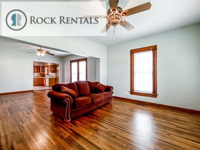 Building Photo - 3 Bed 1 Bath in Nickerson