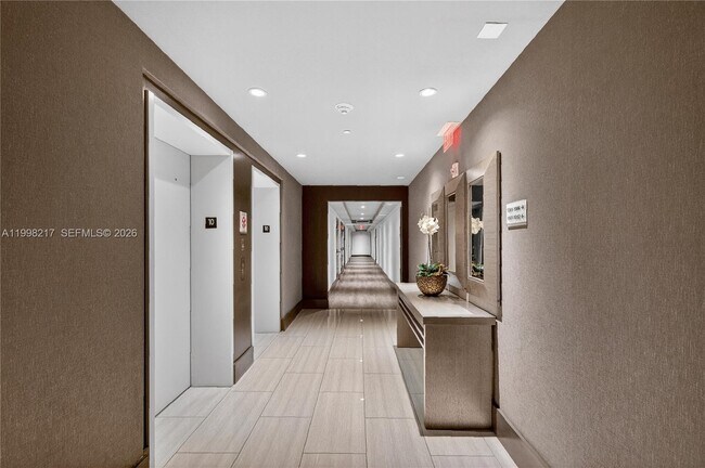 Building Photo - 5252 NW 85th Ave