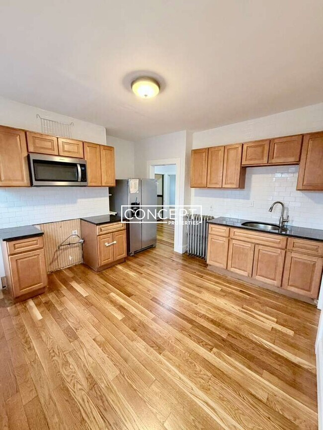 Building Photo - 23 Deering Rd