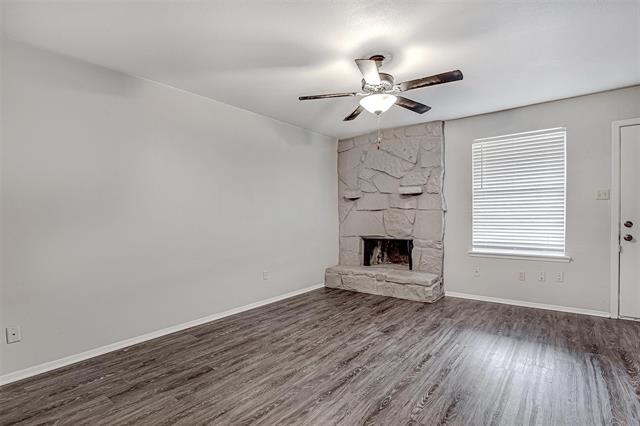 Building Photo - 1403 Courtney Pl