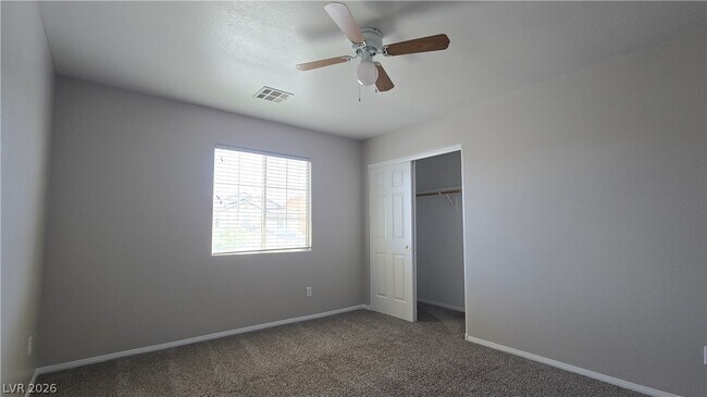 Building Photo - 2920 Bridleton Ave