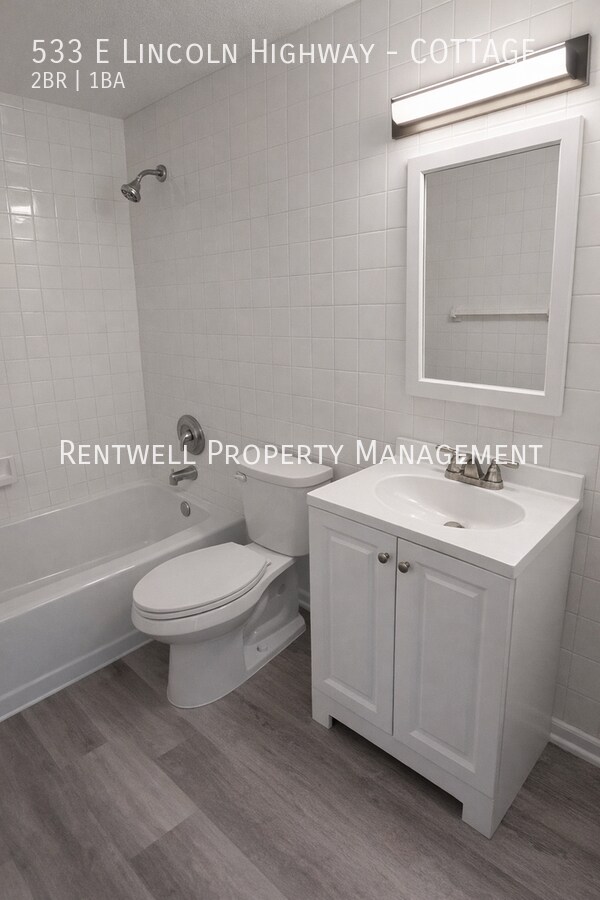 Building Photo - 533 Lincoln Hwy E