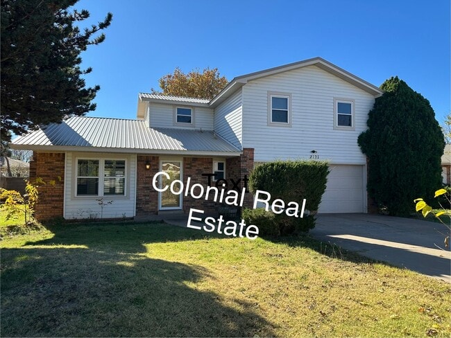 Primary Photo - Spacious 2 story home