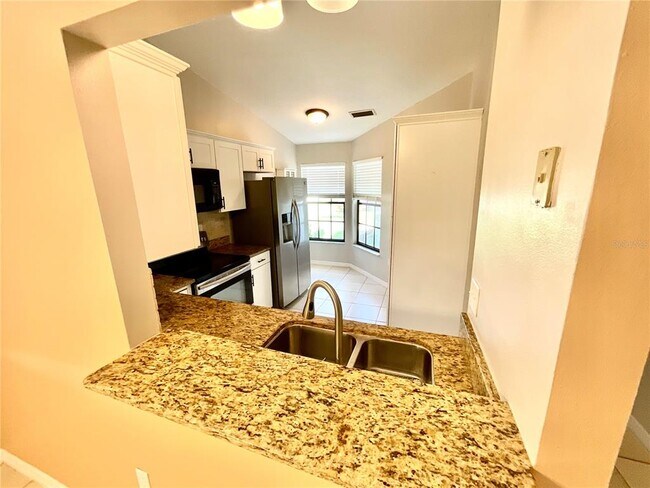 Building Photo - 2277 Abbey Ln