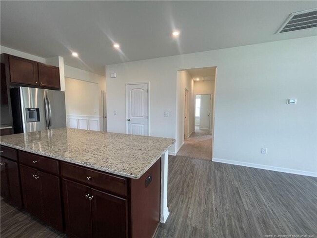 Building Photo - 453 Troy Dr
