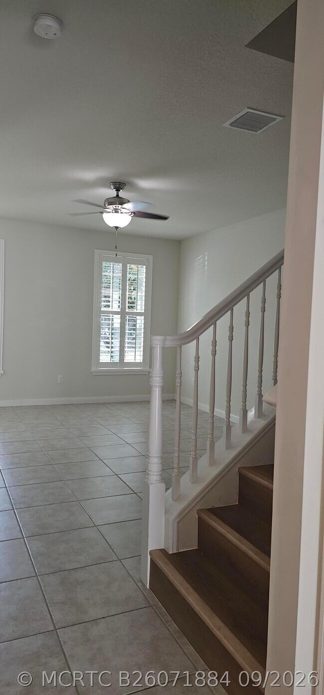 Building Photo - 1173 Islamorada Dr
