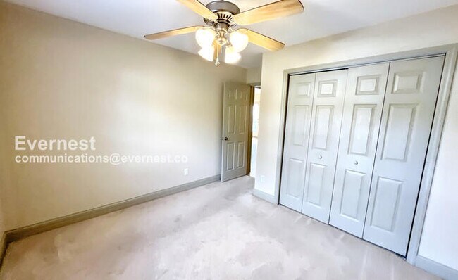 Building Photo - 6065 Gibbs Ln