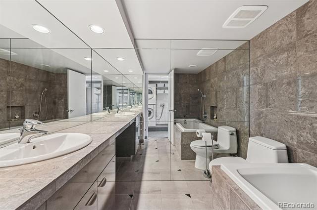 Building Photo - 3130 S Monroe St