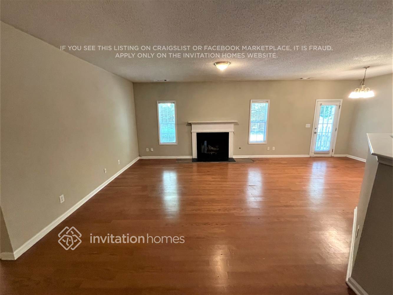 Building Photo - 102 Brookview Ct