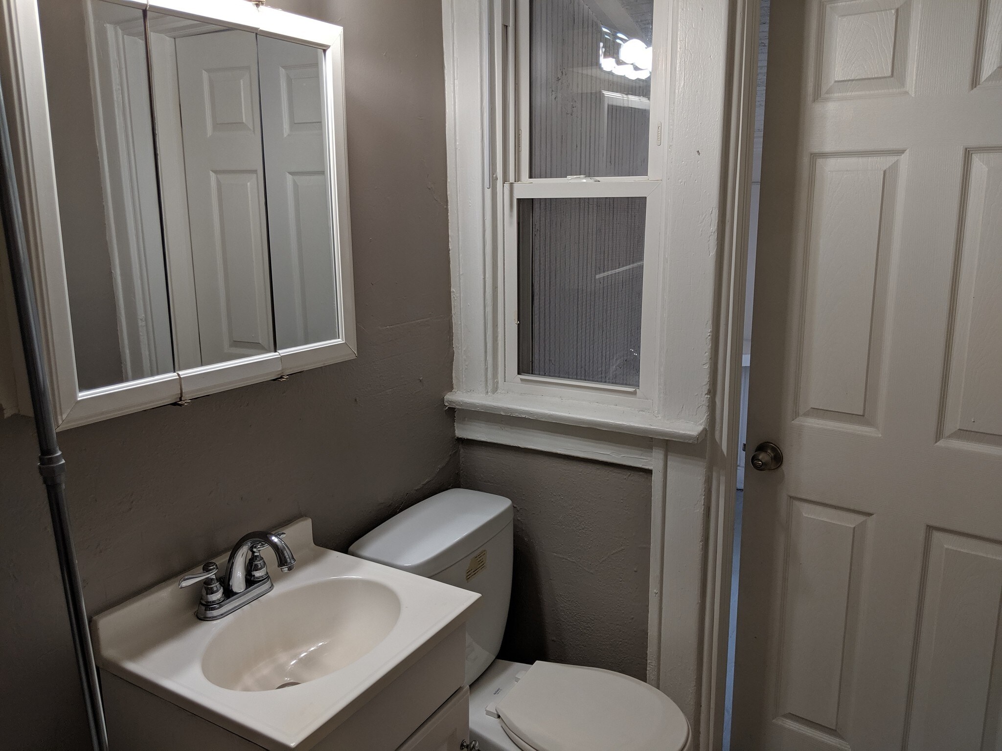 Building Photo - 1854 N 4th St