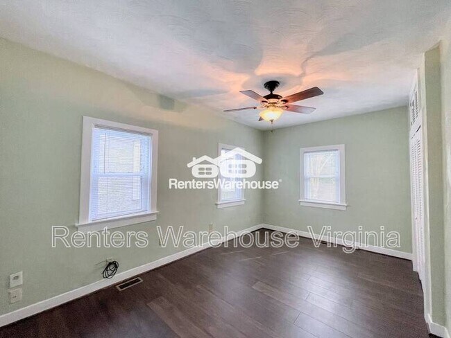 Building Photo - 3002 St Mihiel Ave