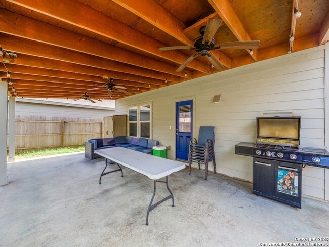 Building Photo - 11326 Babcock Bnd