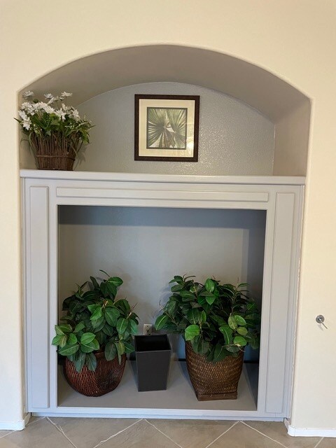 Building Photo - 6281 Whispering Creek St