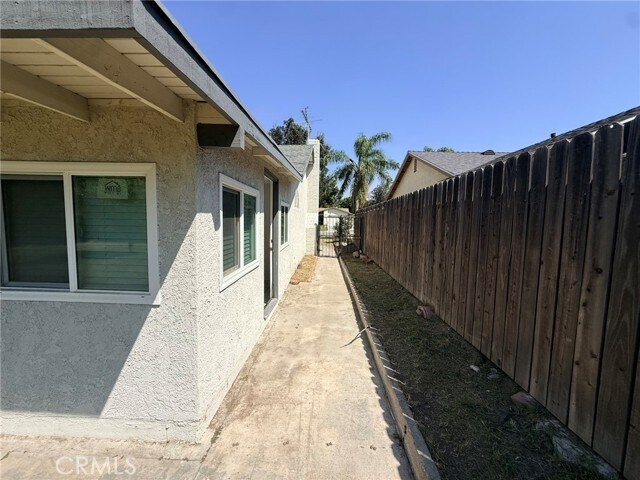 Building Photo - 1309 Hunter Dr