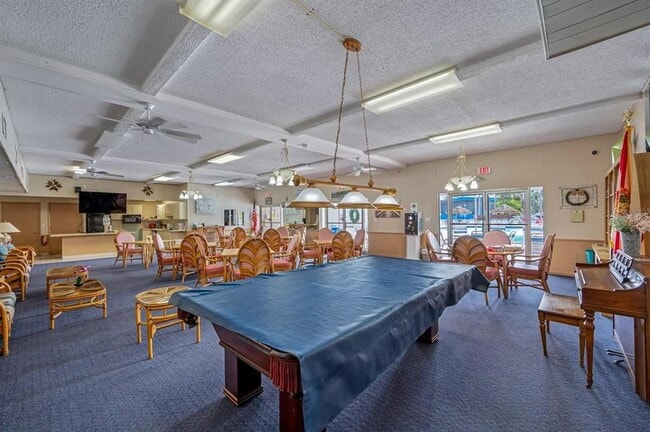 Building Photo - 4908 38th Way S