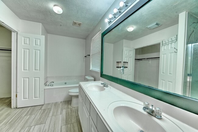 Building Photo - 7022 Raven Cliffs Ln