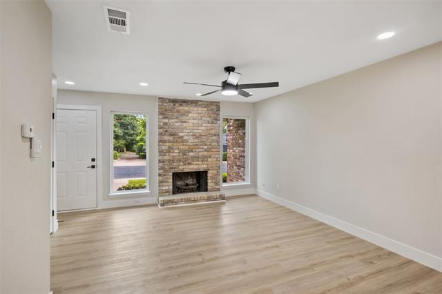 Building Photo - 10720 Pagewood Dr