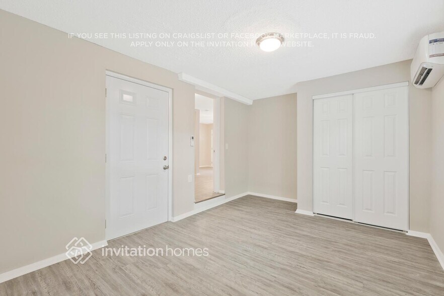 Building Photo - 6237 Pinelock Dr